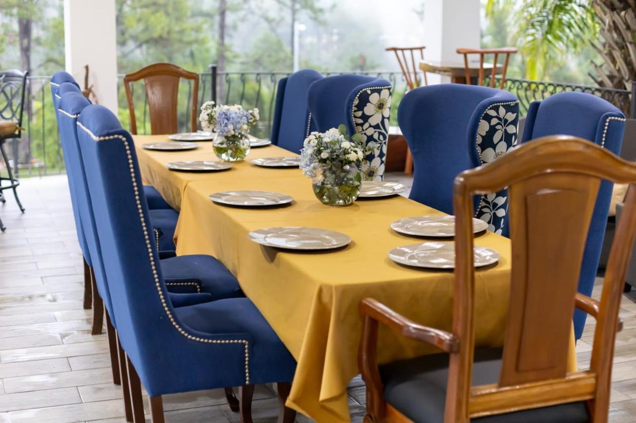 Hotel Cocoview, Bar & Restaurante Вайе ди Анхелес Екстериор снимка