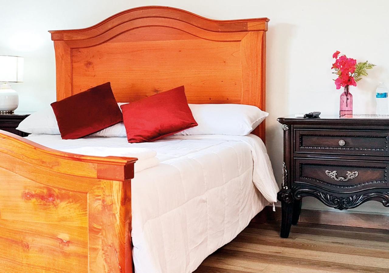 Hotel Cocoview, Bar & Restaurante Вайе ди Анхелес Екстериор снимка
